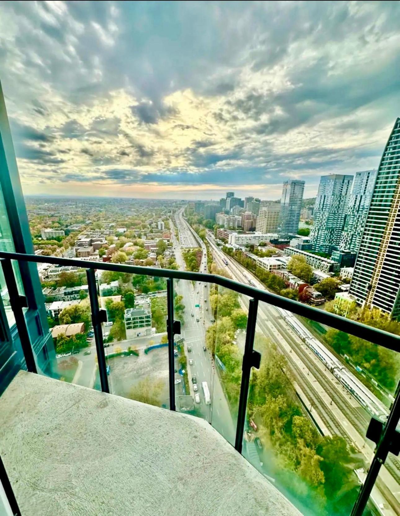 Spectacular Skyline Views - Downtown Montreal - Luxury Condo & Penthouse Δωμάτιο φωτογραφία