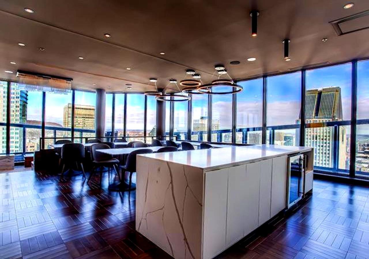 Spectacular Skyline Views - Downtown Montreal - Luxury Condo & Penthouse Εξωτερικό φωτογραφία