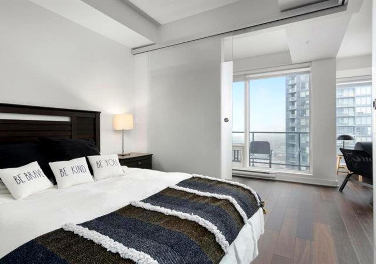 Spectacular Skyline Views - Downtown Montreal - Luxury Condo & Penthouse Δωμάτιο φωτογραφία
