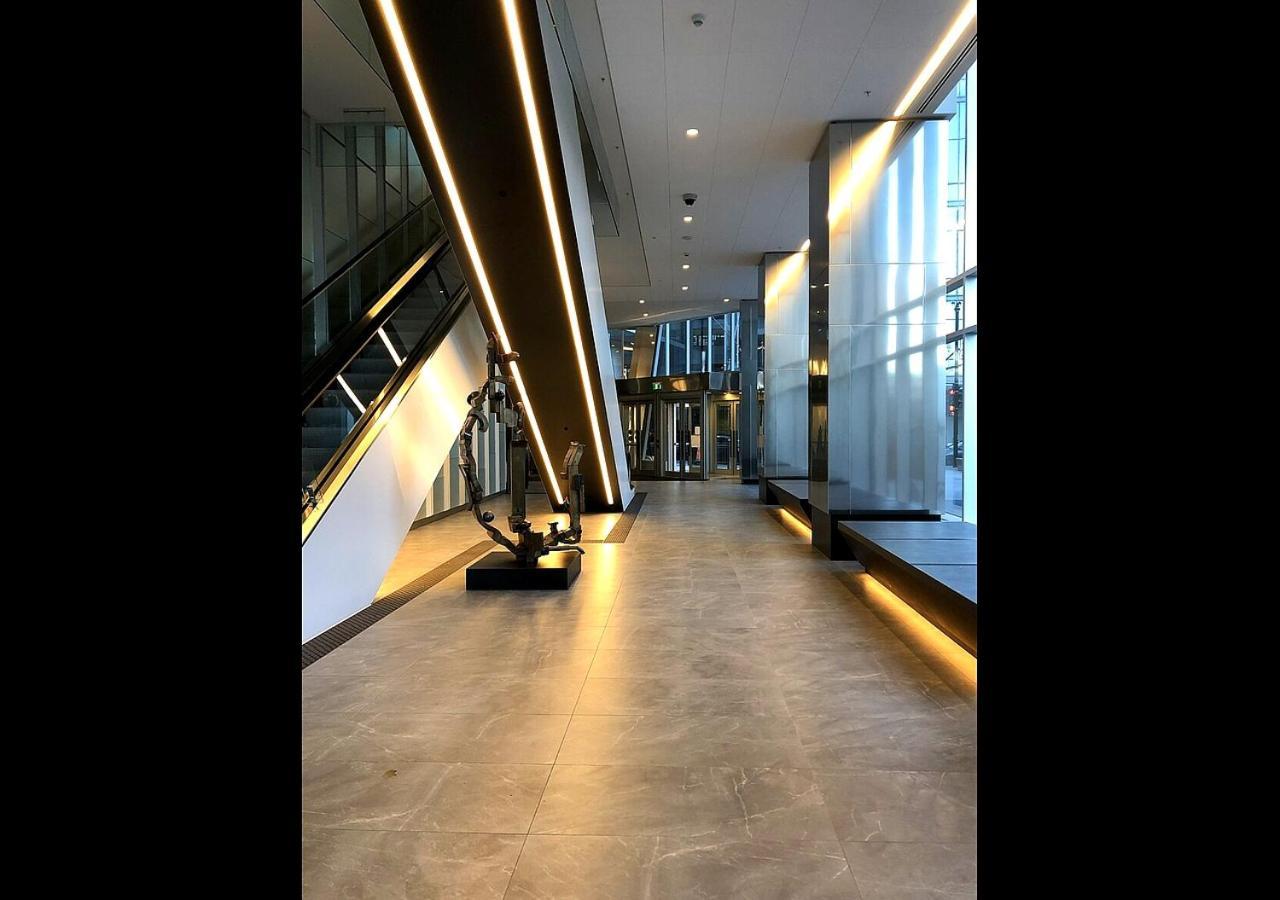 Spectacular Skyline Views - Downtown Montreal - Luxury Condo & Penthouse Εξωτερικό φωτογραφία