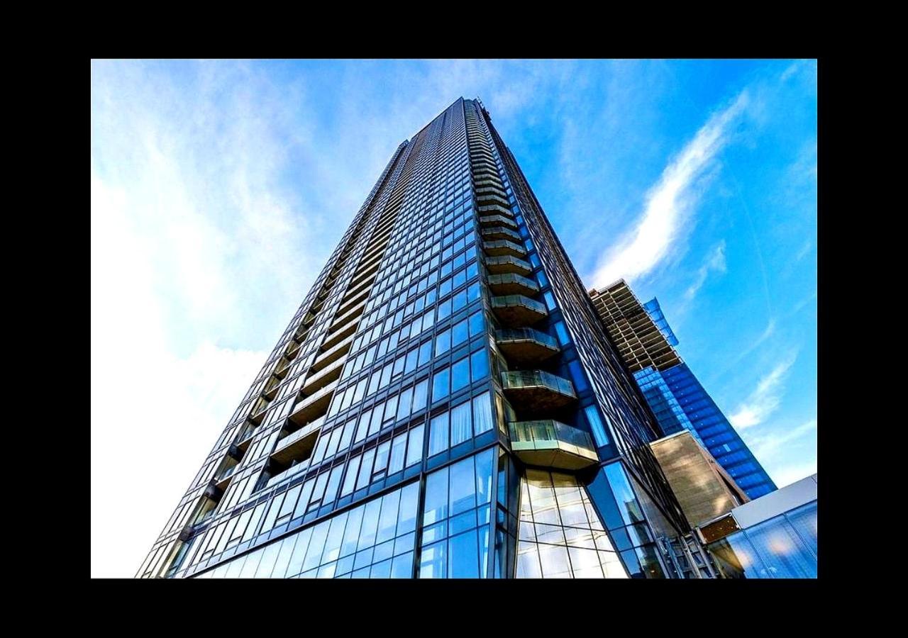 Spectacular Skyline Views - Downtown Montreal - Luxury Condo & Penthouse Εξωτερικό φωτογραφία